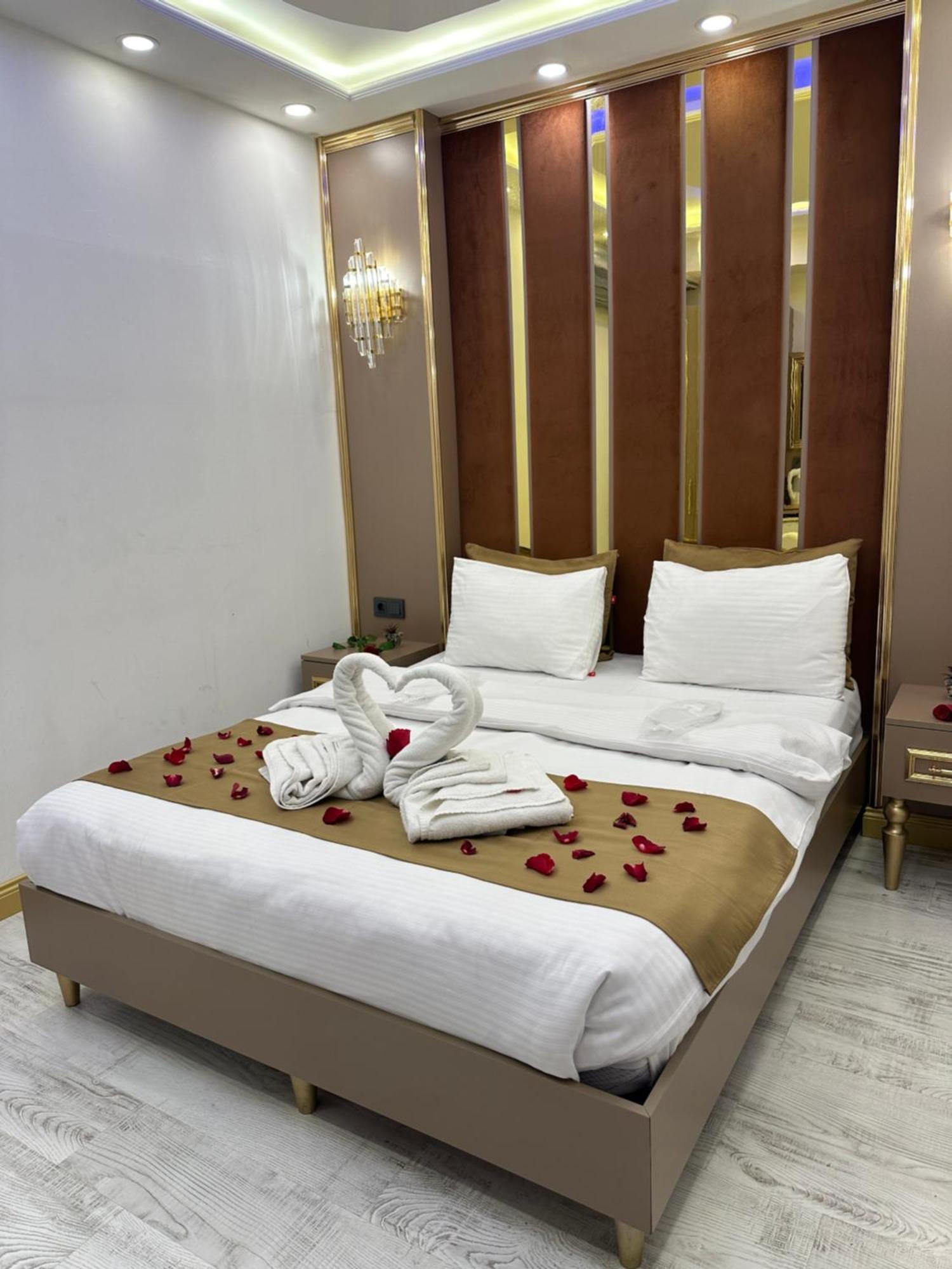 Moonlight Suit Hotel Taksim Istanbul Bagian luar foto