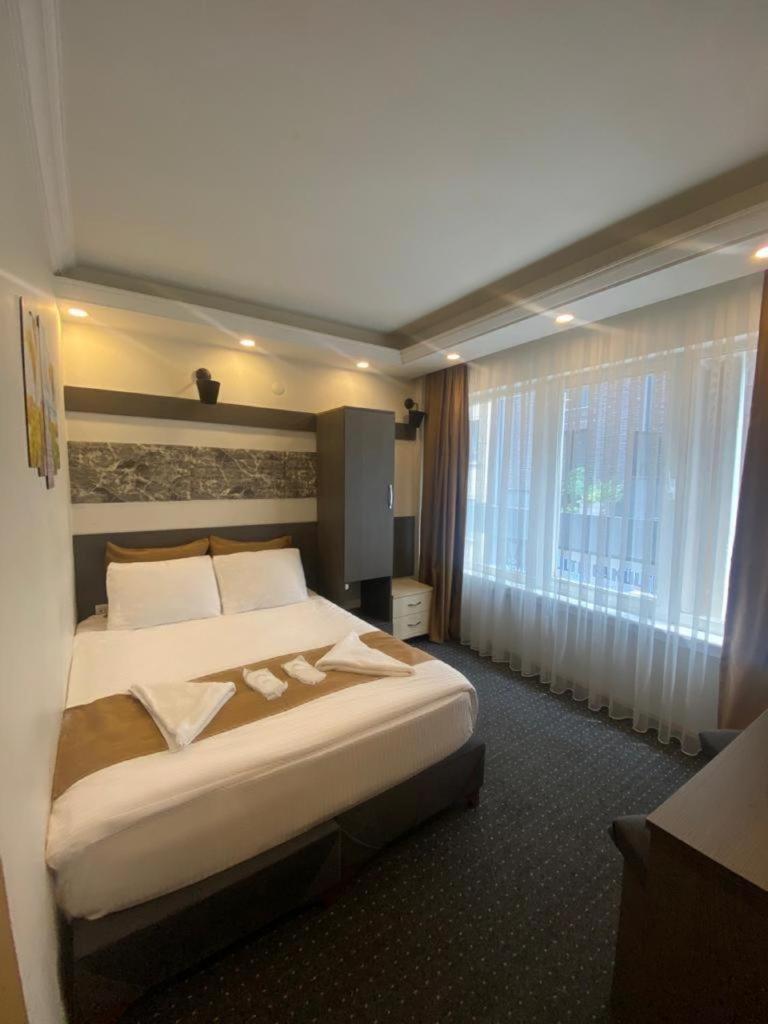Moonlight Suit Hotel Taksim Istanbul Bagian luar foto